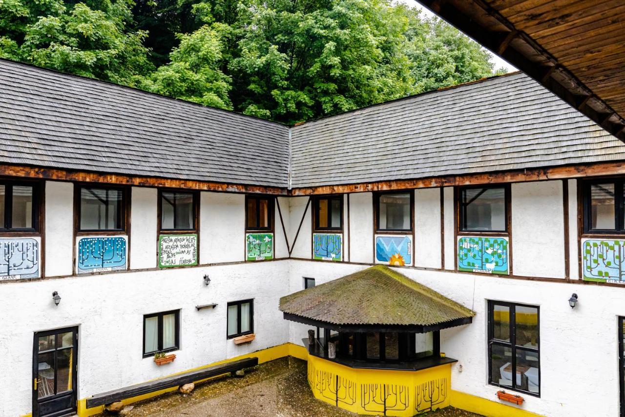 Pensiunea Hanul Oierului Bran  Exterior foto